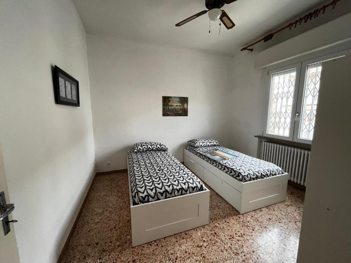 Casa Vacanze Dalla Lory Rimini Exterior foto