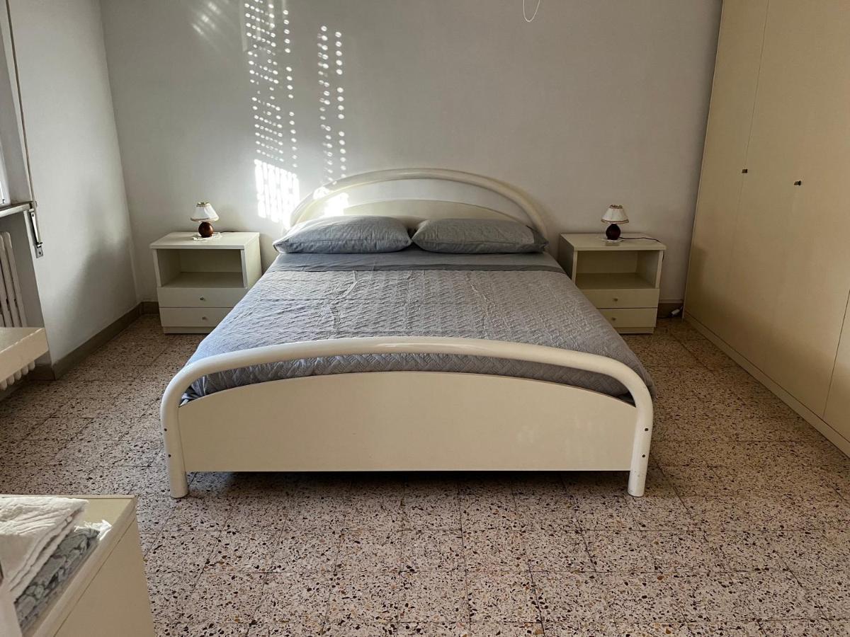Casa Vacanze Dalla Lory Rimini Exterior foto